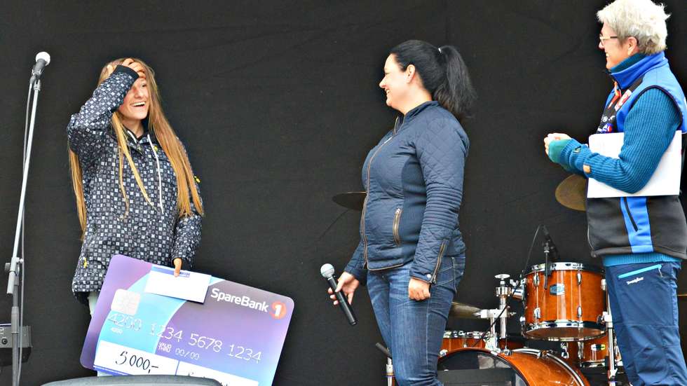 Rugilė už talentą futbole jau yra gavusi dvi – penkių ir dešimties tūkstančių kronų premijas./ Asmeninio archyvo nuotr.