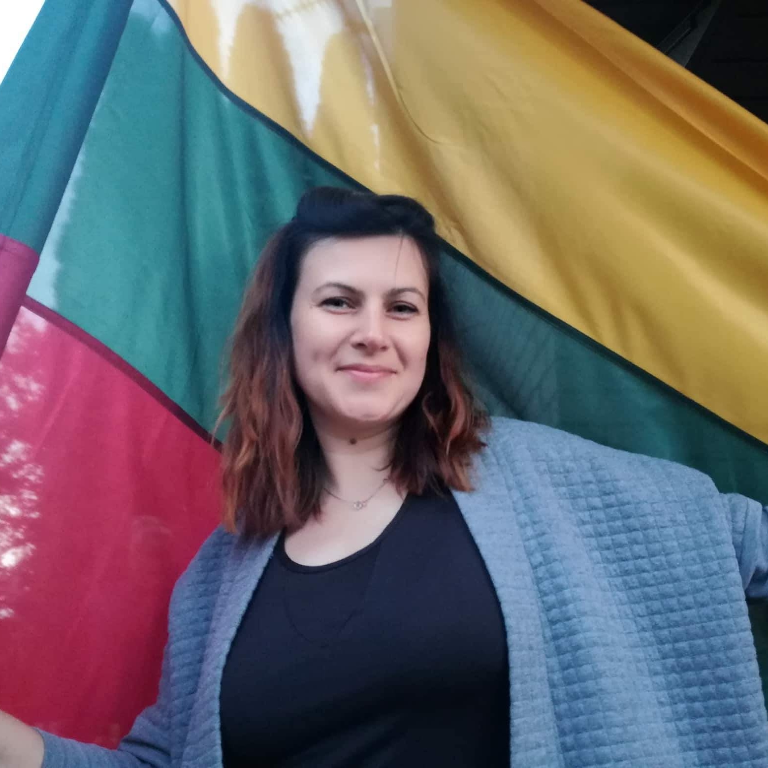 Kėdainietė Kristina Vintartienė įsitikinusi: „Net ir pasibaigus karantinui dalis žmonių vis dar bus atsargesni. Ne vieną praeivį gatvėje ar pirkėją parduotuvėje matysime su kauke ir kitomis apsaugos priemonėmis.“ Asmeninio archyvo nuotr.