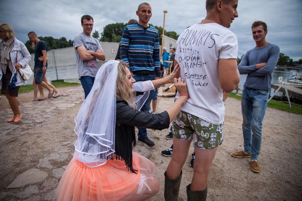 Orientaciniai žaidimai rengiami ir vestuvėms – kol jaunieji fotografuojasi, svečiai žaidimo metu keliauja į pasirinktą šventės vietą./ Asmeninio archyvo nuotr.