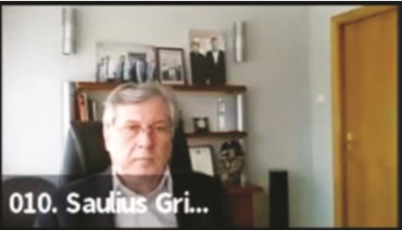 Saulius  Grinkevičius: „Aš keturis metus mokiausi jungtinėj klasėj, nežinau ir kas mane pažįsta, nesu visiškai liurbis ir kvailys.“