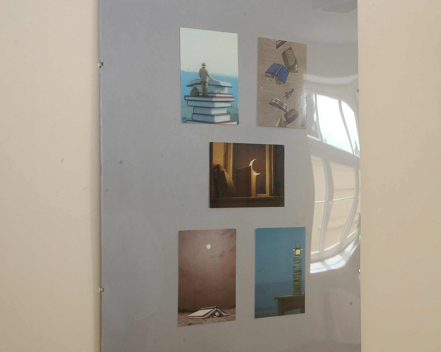 Kolekcionierė neslepia, kad jei ne internetu atrastas 2005 metais susikūręs tarptautinis keitimosi atvirlaiškiais judėjimas „Postcrossing“, kažin ar kolekcionavimas būtų taip patraukęs.