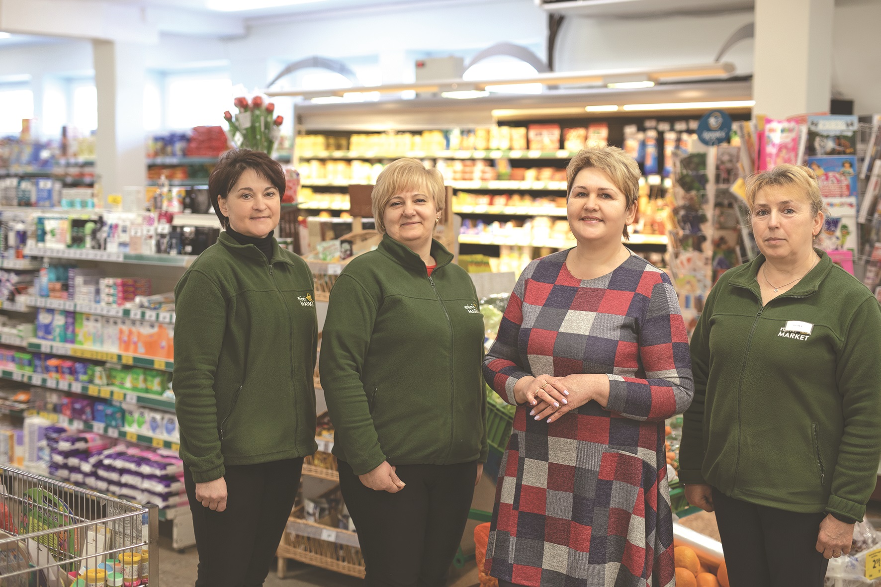 „Drąsiai galiu sakyti, kad mano vadovaujamoje „Mini Market“ parduotuvėje Gudžiūnuose tikrai visos pardavėjos yra malonios, bendraujančios. Aišku, gal širdies gilumoje pirkėjas ir turi kažkurią savo numylėtinę, bet bent jau garsiai neįvardija ir neišskiria“, – atvirauja Daiva. 