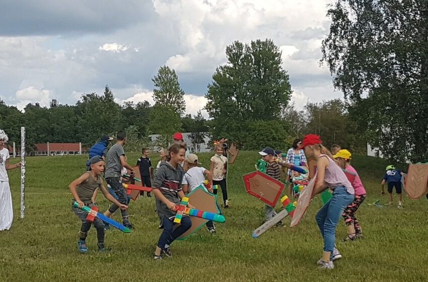  Vasaros stovykla vaikus nukėlė į Narniją (VIDEO)