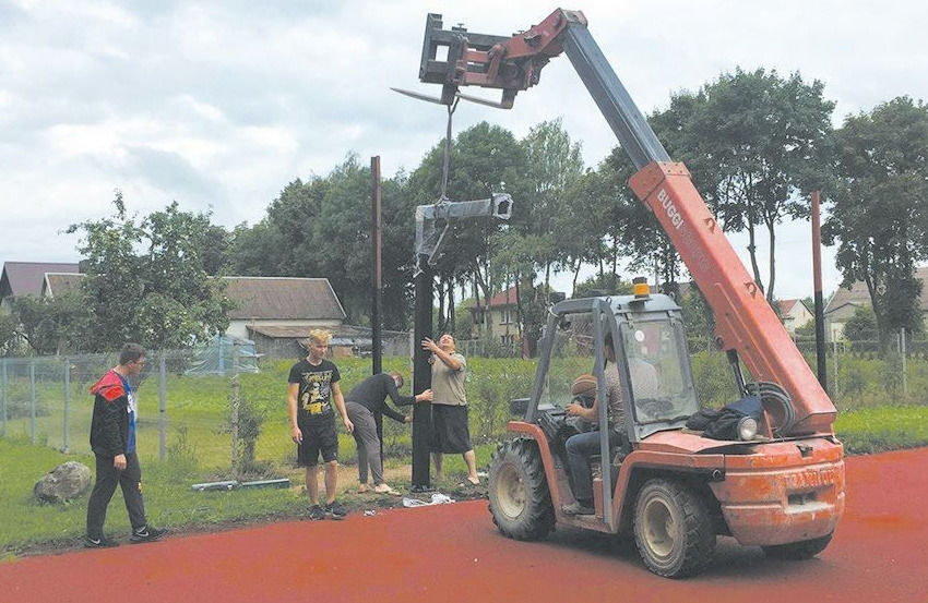  Sirutiškyje įrengta nauja sporto aikštelė