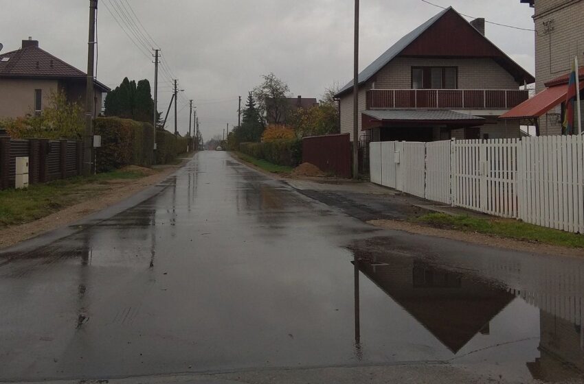  Akacijų gatvėje atnaujinta asfalto danga: per metus mieste atnaujinta daugiau nei tuzinas gatvių