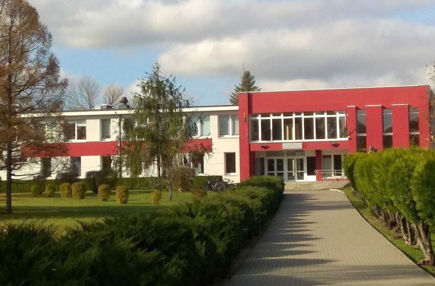  Skelbiami konkursai švietimo įstaigų direktoriaus pareigoms eiti