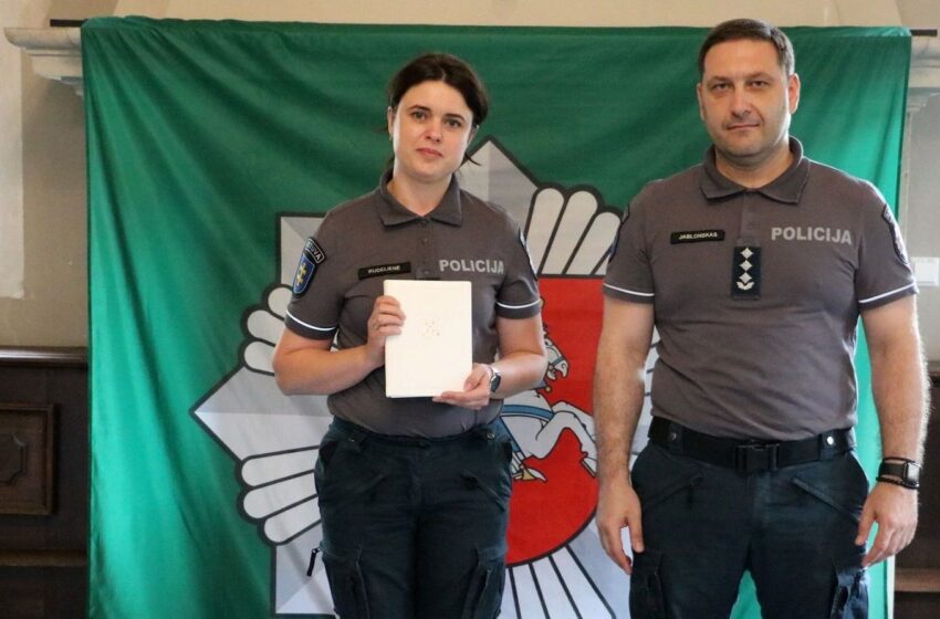  Apdovanoti du Kėdainių pareigūnai