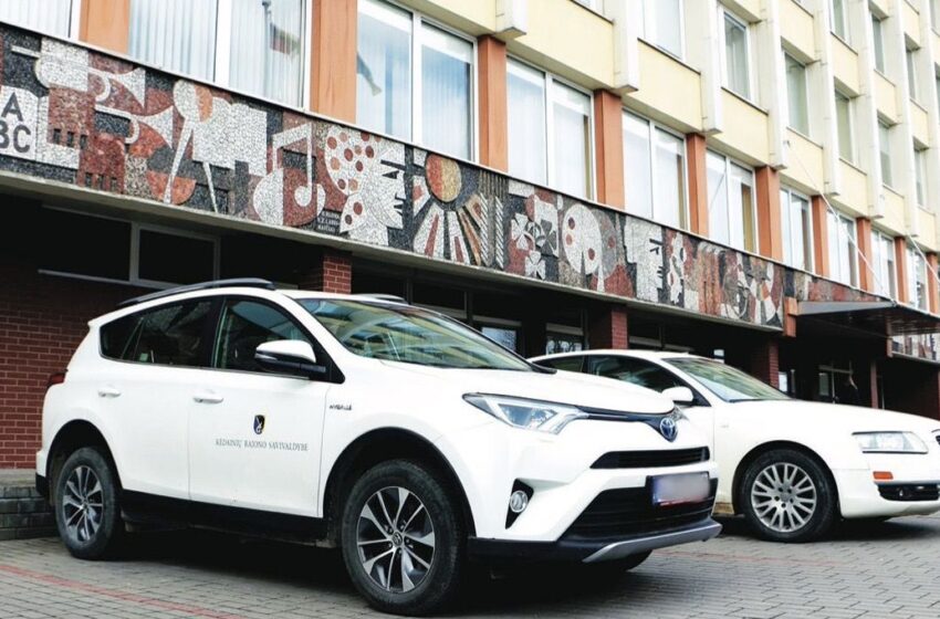  Degalams išleis mažiau pinigų, sumažins ir automobilių skaičių