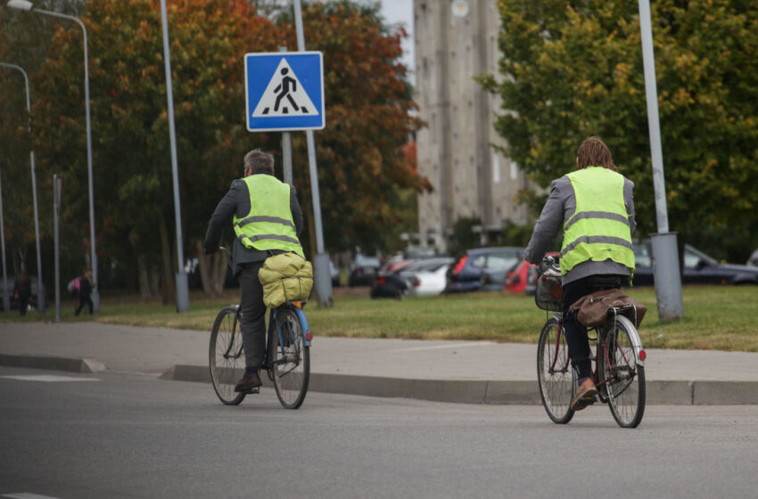  Išgėrė degtinės, sėdo ant dviračio ir į kliuvo policijai