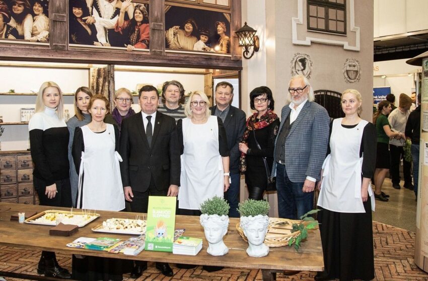  Kėdainiai parodoje „Adventur“ atskleidė krašto žolininkystės tradicijas