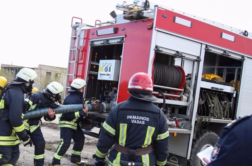  Kėdainių ugniagesiai skubėjo į „Achemą“