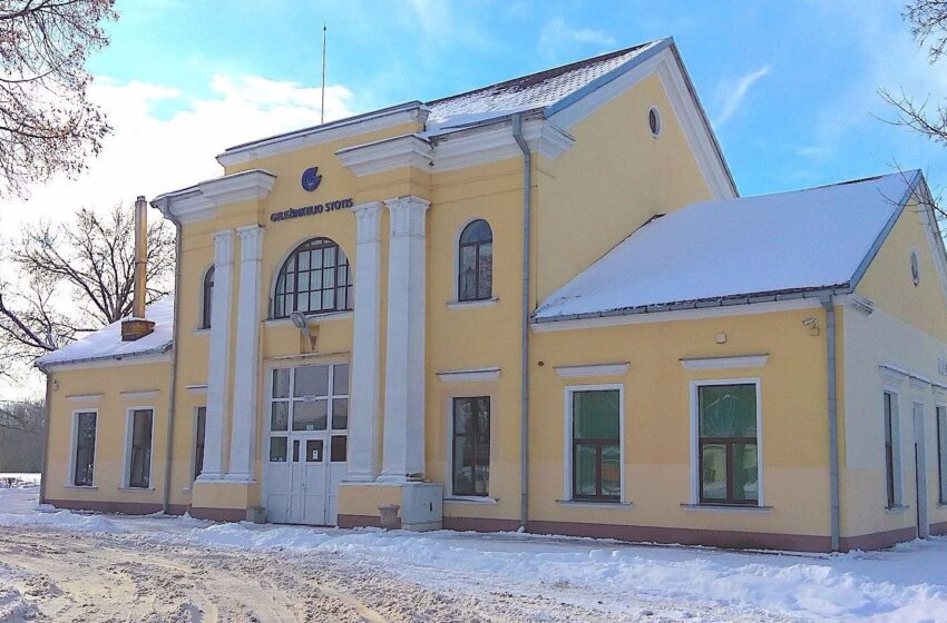  Geležinkelio stotyje – greito ir šviežio maisto parduotuvė?
