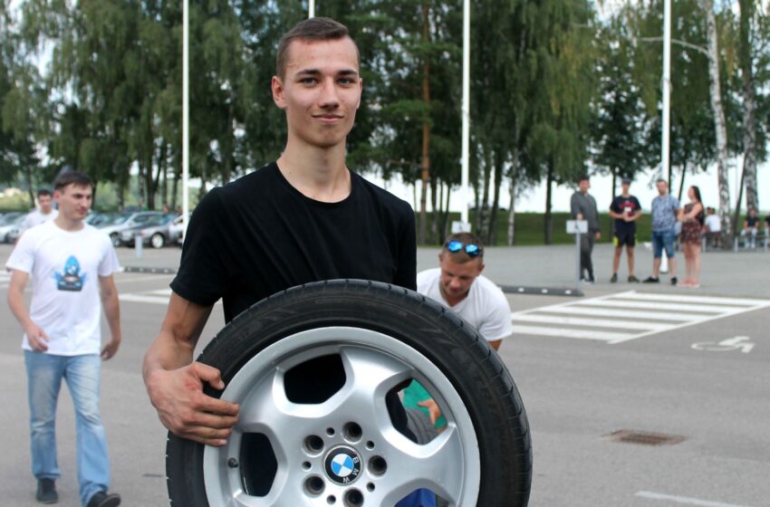  Kėdainiuose antrąjį kartą būrėsi BMW mylėtojai (GAUSI GALERIJA)