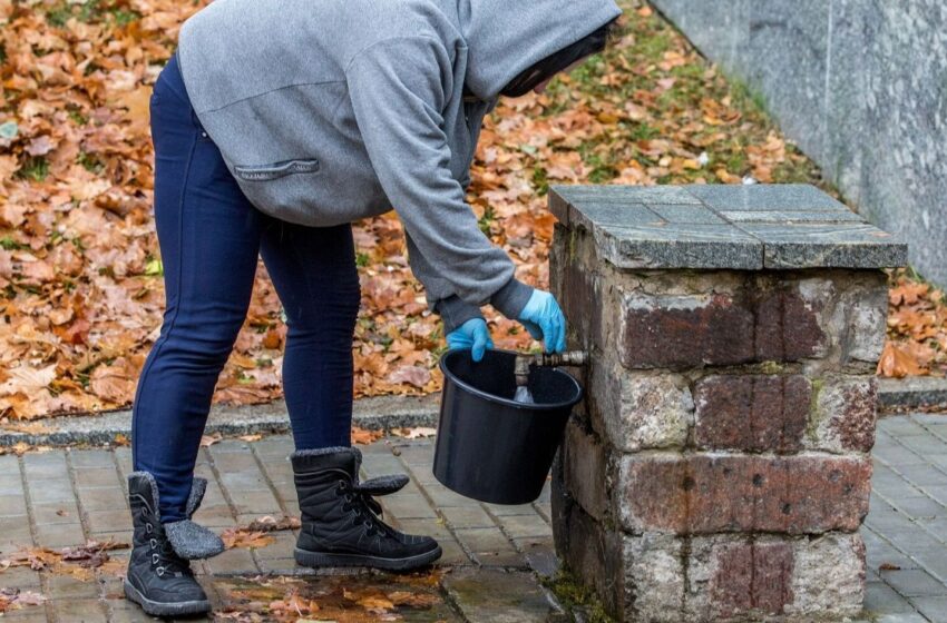  Karštoji linija. Kapinaitėse nėra vandens?