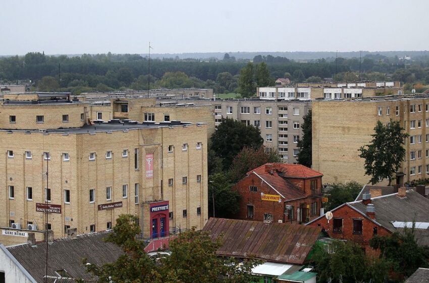  Vyriausybė leido dirbti daliai parduotuvių, taisykloms