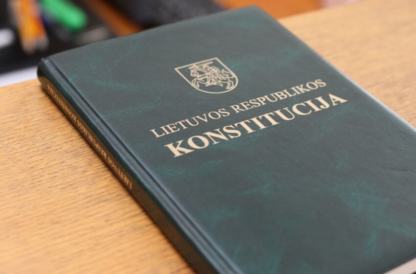  Lapkričio 11 d. – Konstitucijos egzaminas: šiemet bus laikomas internetu