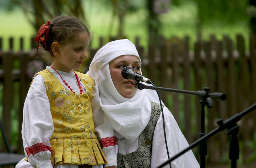  Nuvilnijo festivalis „Aušta aušrelė“