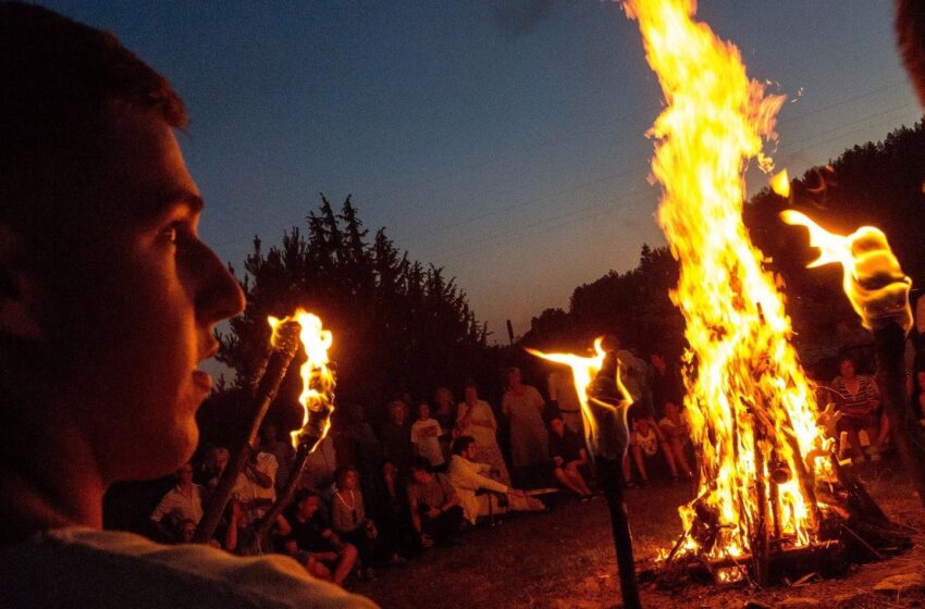  Ugniagesiai prašo saugiai kūrenti laužus ir kepsnines