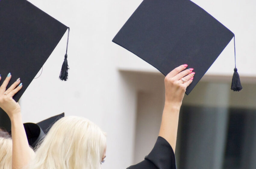  Studijuoti aukštosiose mokyklose pakviesti per 22 tūkst. studentų