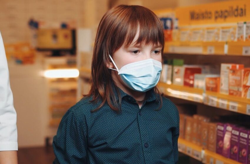  Kaip paprastai ir greitai medicininę kaukę pritaikyti vaikui