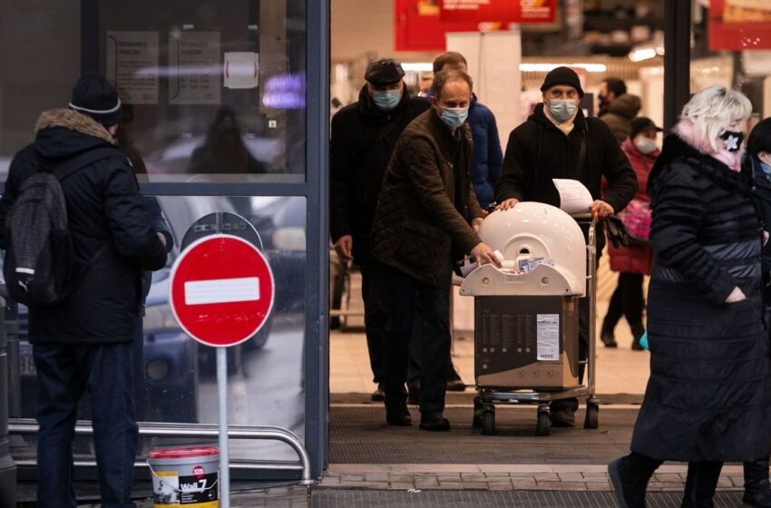  5 taisyklės, kurias turėtų prisiminti kiekvienas: kaip apsisaugoti nuo viruso, kai tenka vykti į parduotuvę?