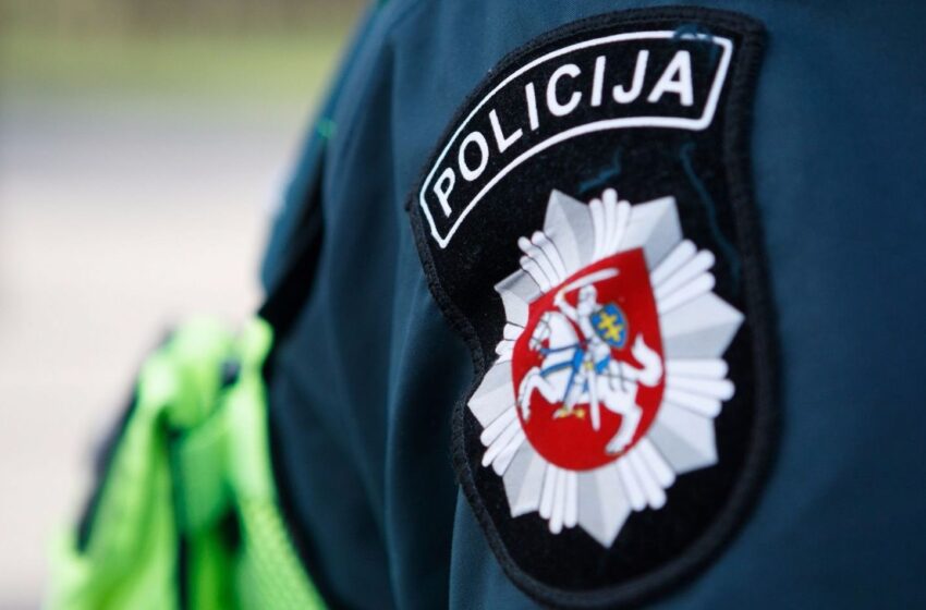  Policija įspėja dėl laukinių gyvūnų