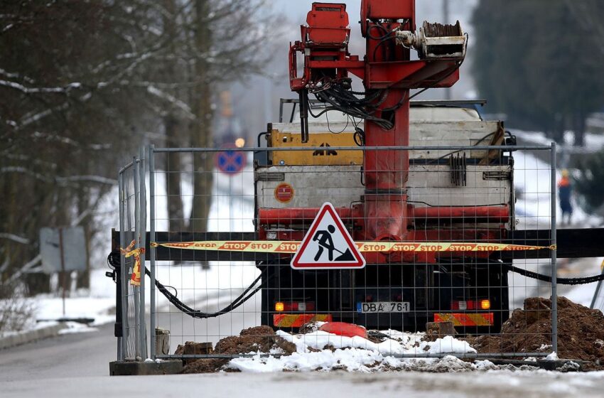  Lakštingalų gatvėje – vandentiekio remontas