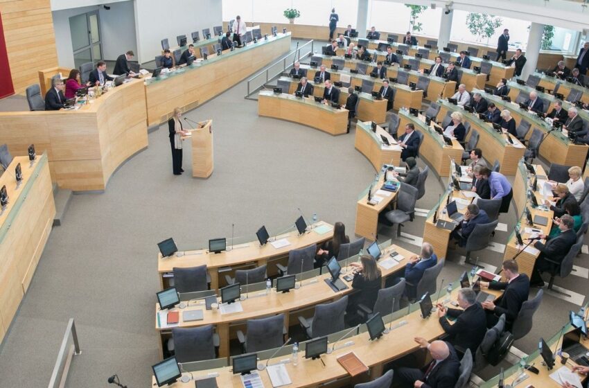  Vyriausybė palaikė idėją mažinti kandidatų į Seimo narius amžiaus cenzą iki 21 metų