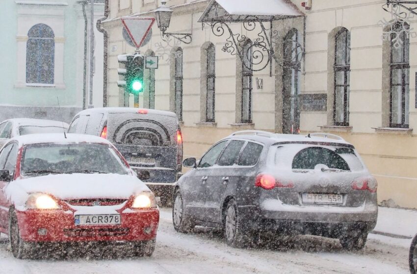  6 patarimai, kaip saugiai vairuoti žiemą