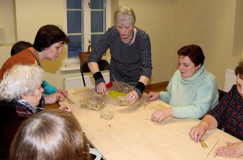  Arnetų name – šiaudinių sodų paroda