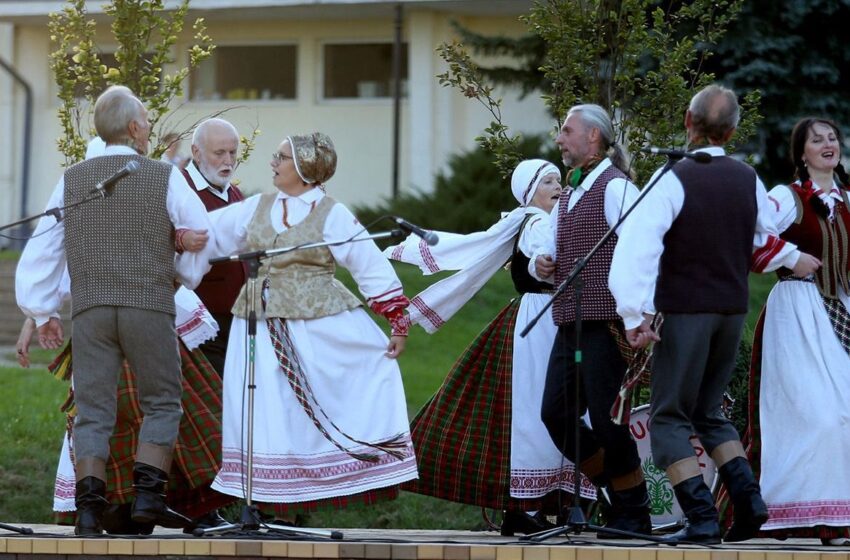  Kėdainiuose praūžė tautinių šokių akcija (su fotogalerija)