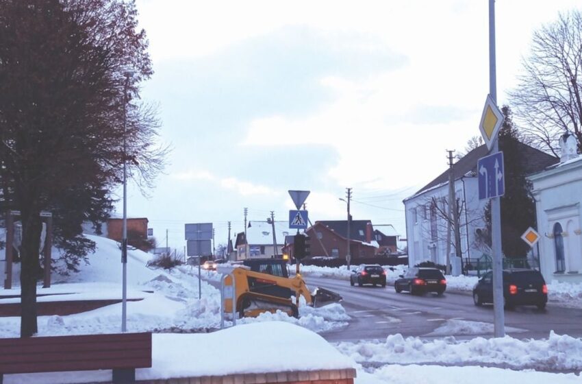  Sniego valytojams trūksta darbo rankų