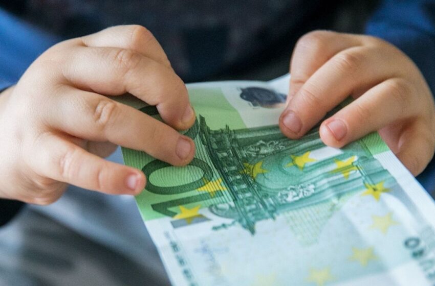  Vaikus auginančios šeimos gaus papildomą vienkartinę išmoką