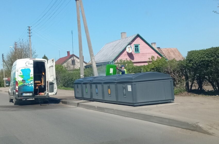  Kėdainiuose plauna atliekų konteinerius