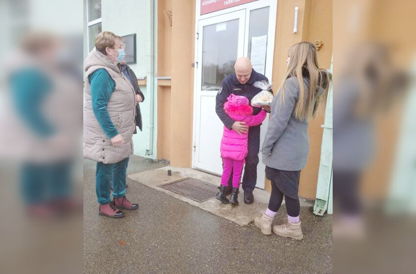  Mažos mergaitės poelgis sujaudino net visko mačiusius gelbėtojus