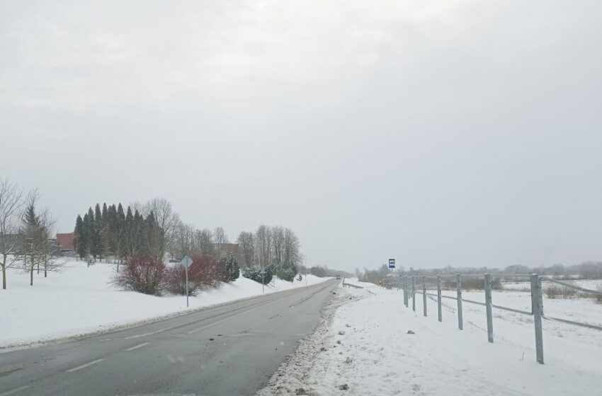  Pelėdnagiai ir Pašiliai skendi tamsoje – gyventojai baiminasi nelaimių