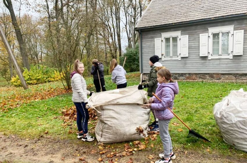  Paberžėje – kasmetinė rudens talka