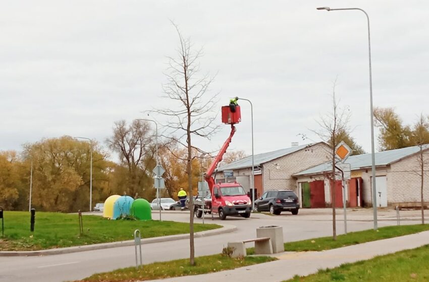  Kodėl gatvių apšvietimas įjungtas vidurdienį?