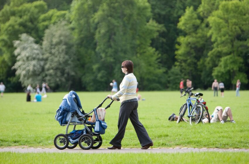  Mamoms su mažyliais vežimėliuose – nemokamos mankštos