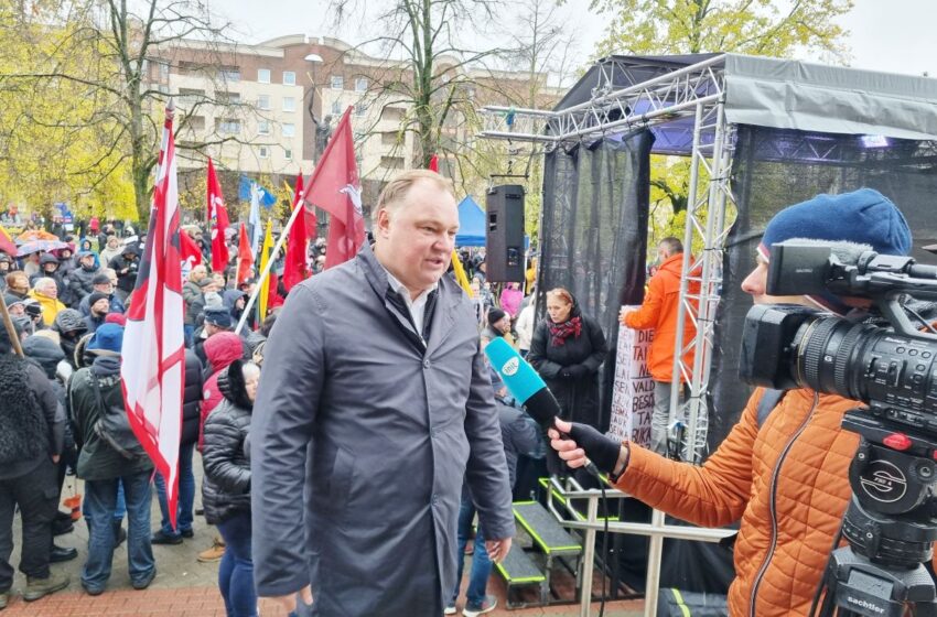  Neįtikėtina R. Šimaičio istorija: nuo visiško bankroto ir neįgalumo iki sėkmingo verslo ir protestų organizavimo