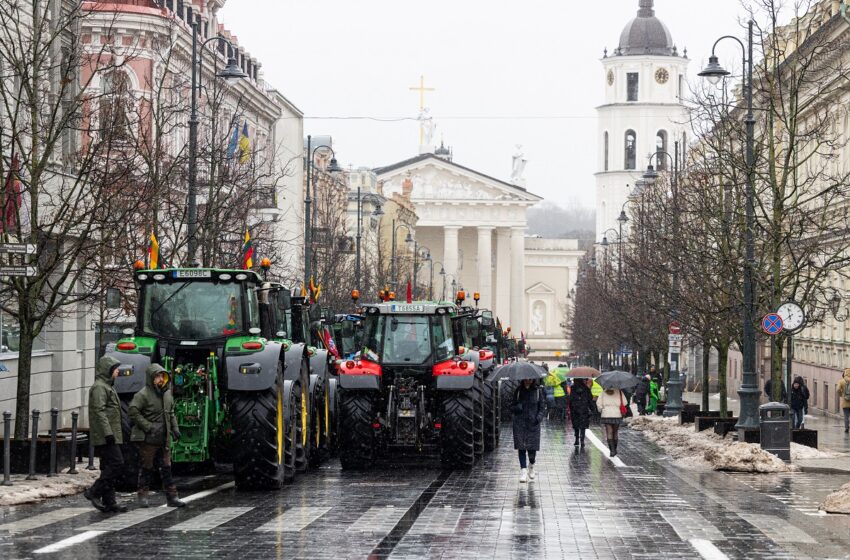  Ūkininkų technika penktadienį pajudėjo iš Vilniaus: protestas pranoko lūkesčius