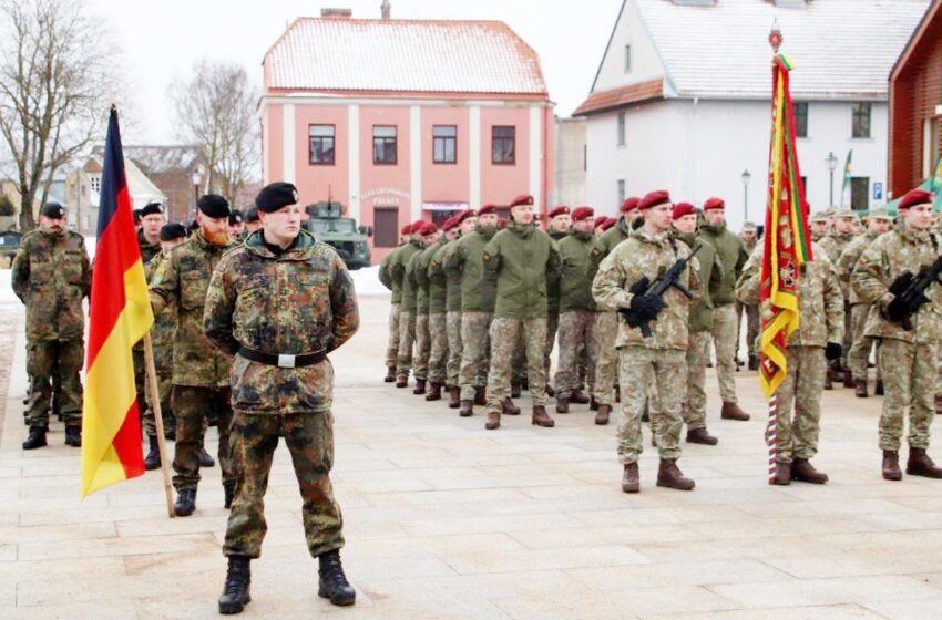  Didžiosios Rinkos aikštėje – iškilminga kariuomenės ir sąjungininkų rikiuotė (FOTOGALERIJA)