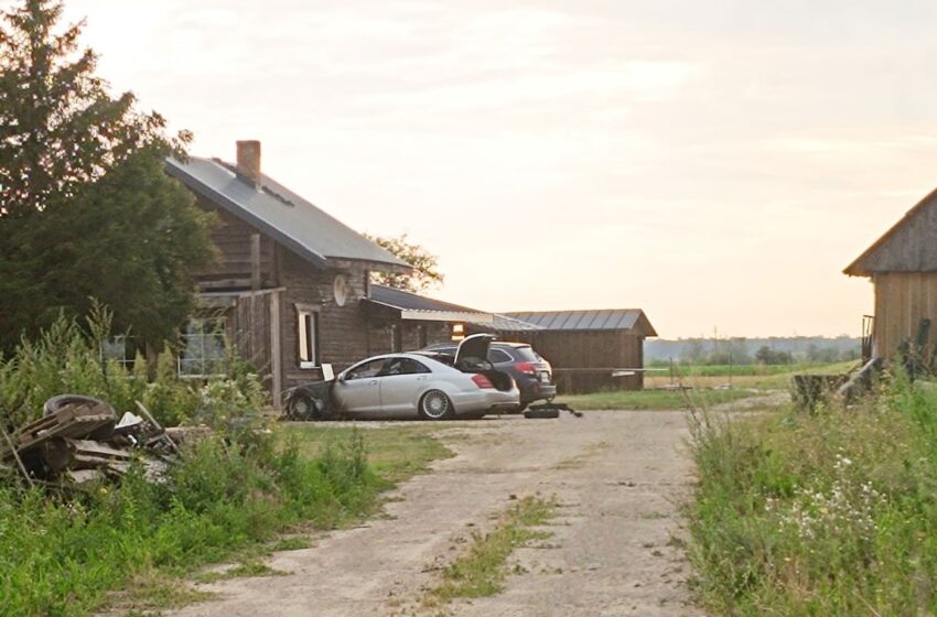  Kėdainių rajone sudegė automobilis