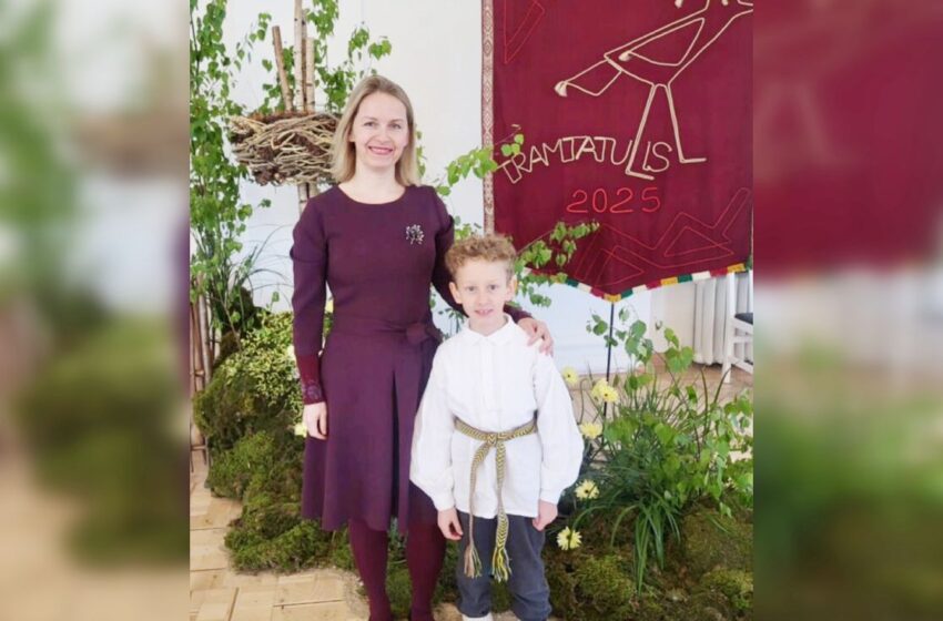diplomantu tapo Kėdainių lopšelio-darželio „Puriena“ auklėtinis, dainininkas Gabrielis Šulcas, vadovė Gintarė Brazinskienė.