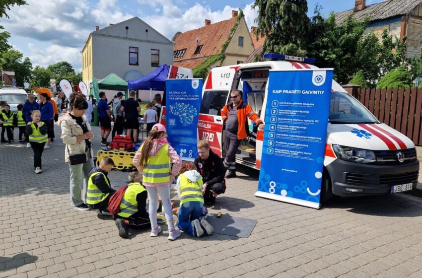 Kėdainių senamiestyje šurmuliavo vaikai ir jaunimas – čia vyko jiems skirtas renginys „Saugi vasara“