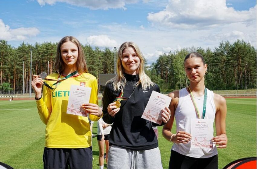 Panevėžio Raimundo Sargūno sporto gimnazija.