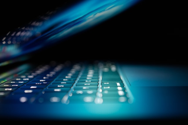  Investicija į kokybę: kodėl šviesolaidinis internetas namams yra modernaus gyvenimo pamatas