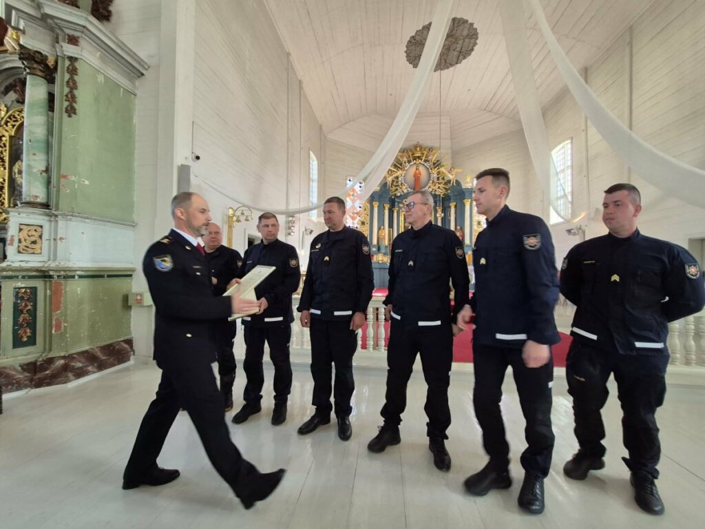 ugniagesių diena